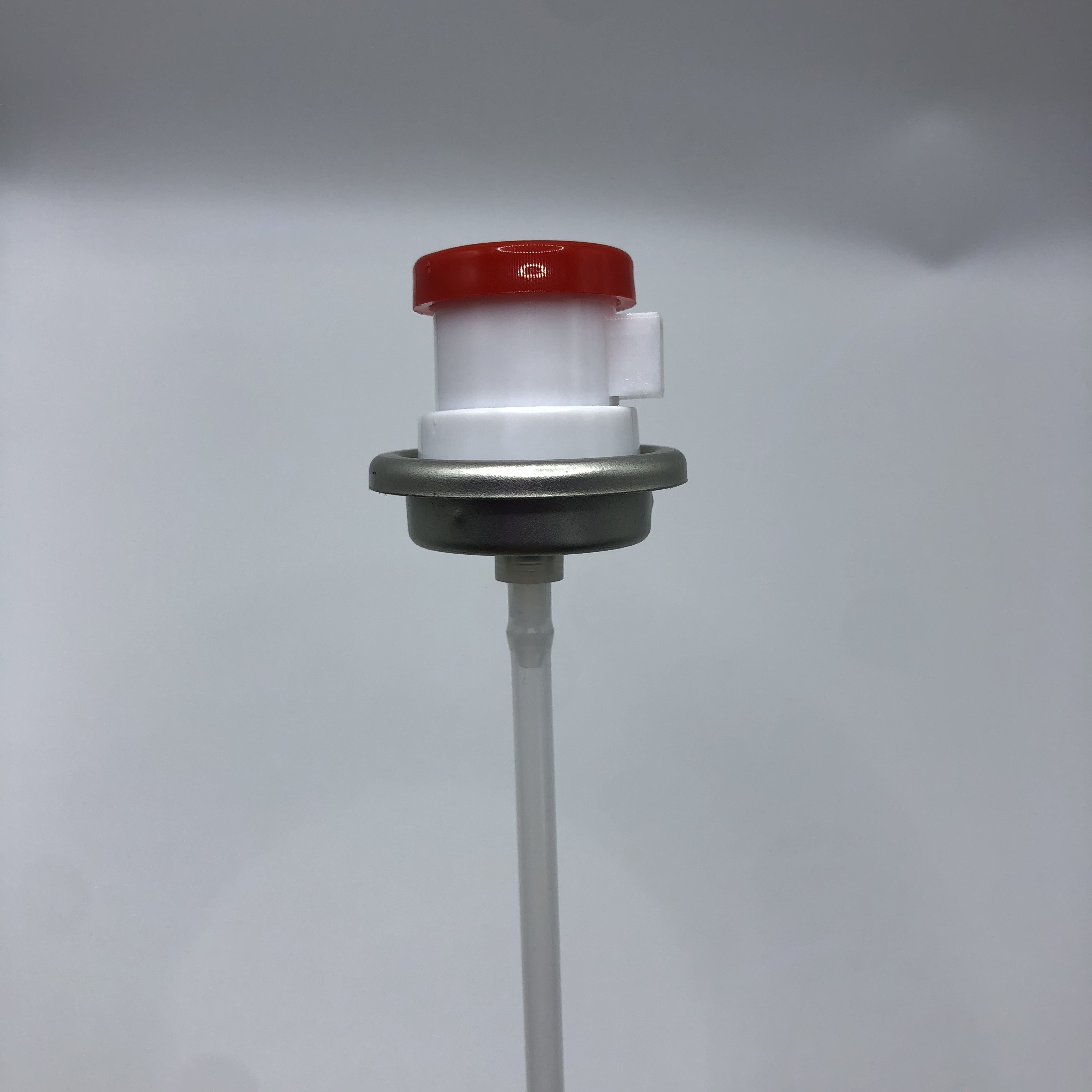 Průmyslový aerosolový dávkovač s rozprašovacím ventilem pro velké zatížení pro komerční aplikace