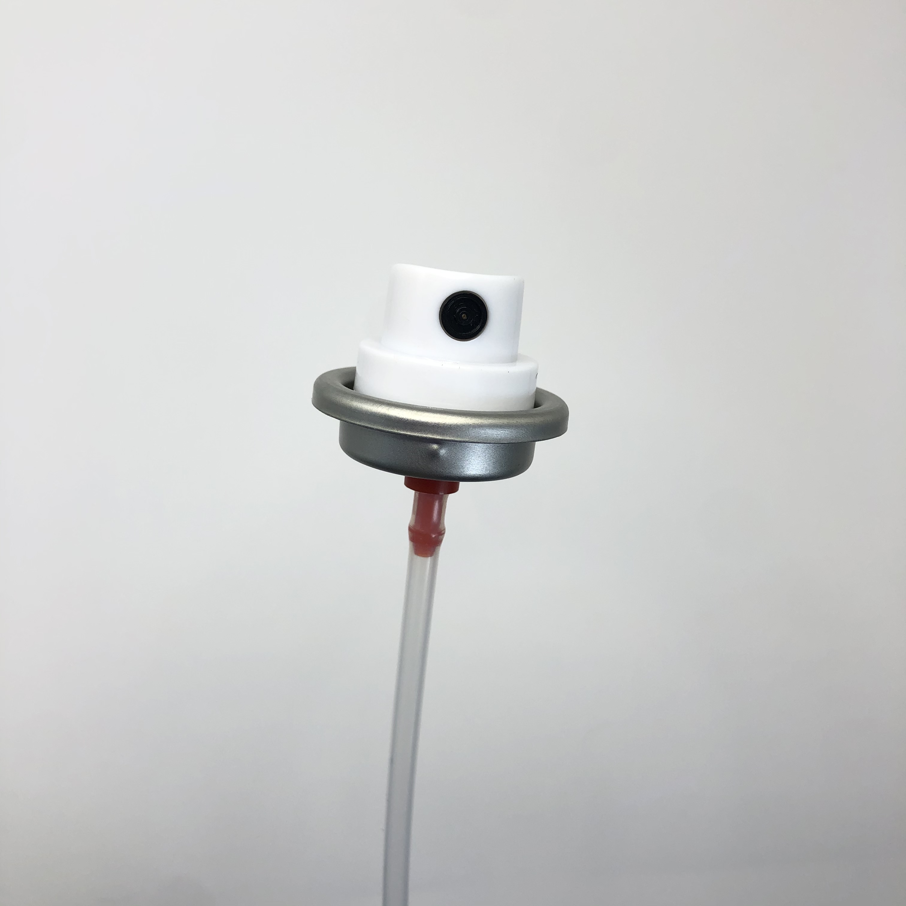 Nastavitelný ventil pro aerosolovou barvu – všestranný ventil pro přizpůsobitelné nanášení barvy při kutilských projektech a uměleckých snahách