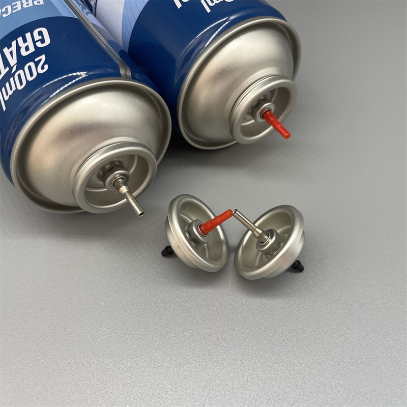 Universal Lighter Gas Refill Mechanism - Convenient Refilling Solution for Various Lighter Types