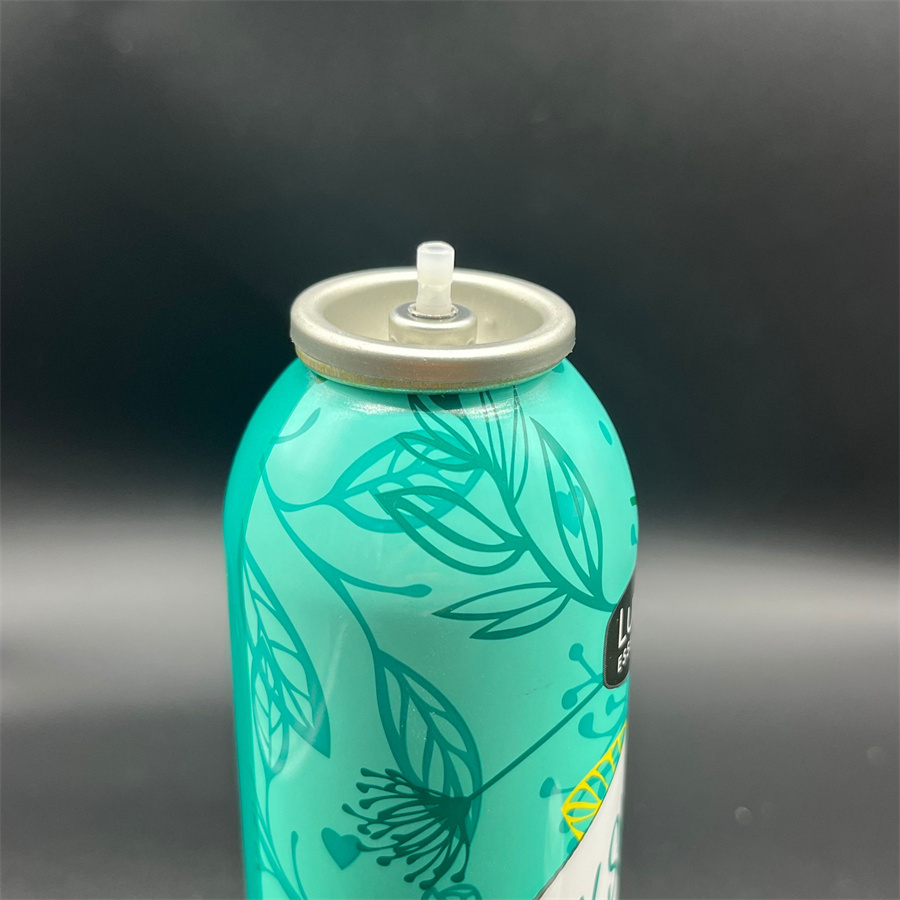 Ergonomic Dry Shampoo Aerosol Nozzle for Daily Use with Comfortable Grip and Consistent Spray