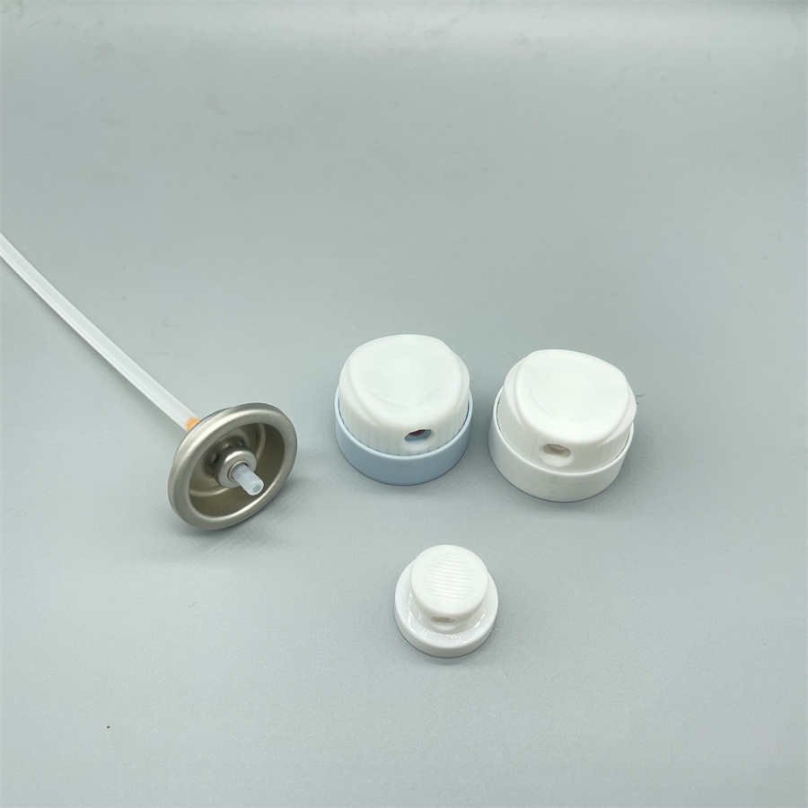 Moisturizing sunscreen spray valve (143)