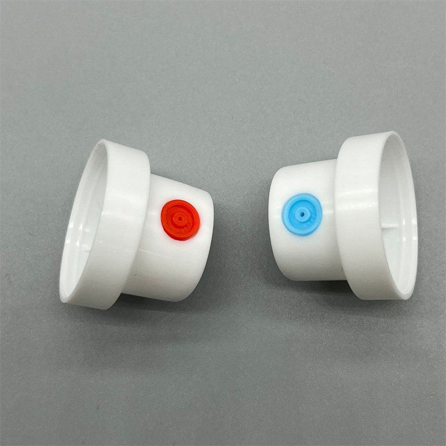 Male paint spray valve (815)
