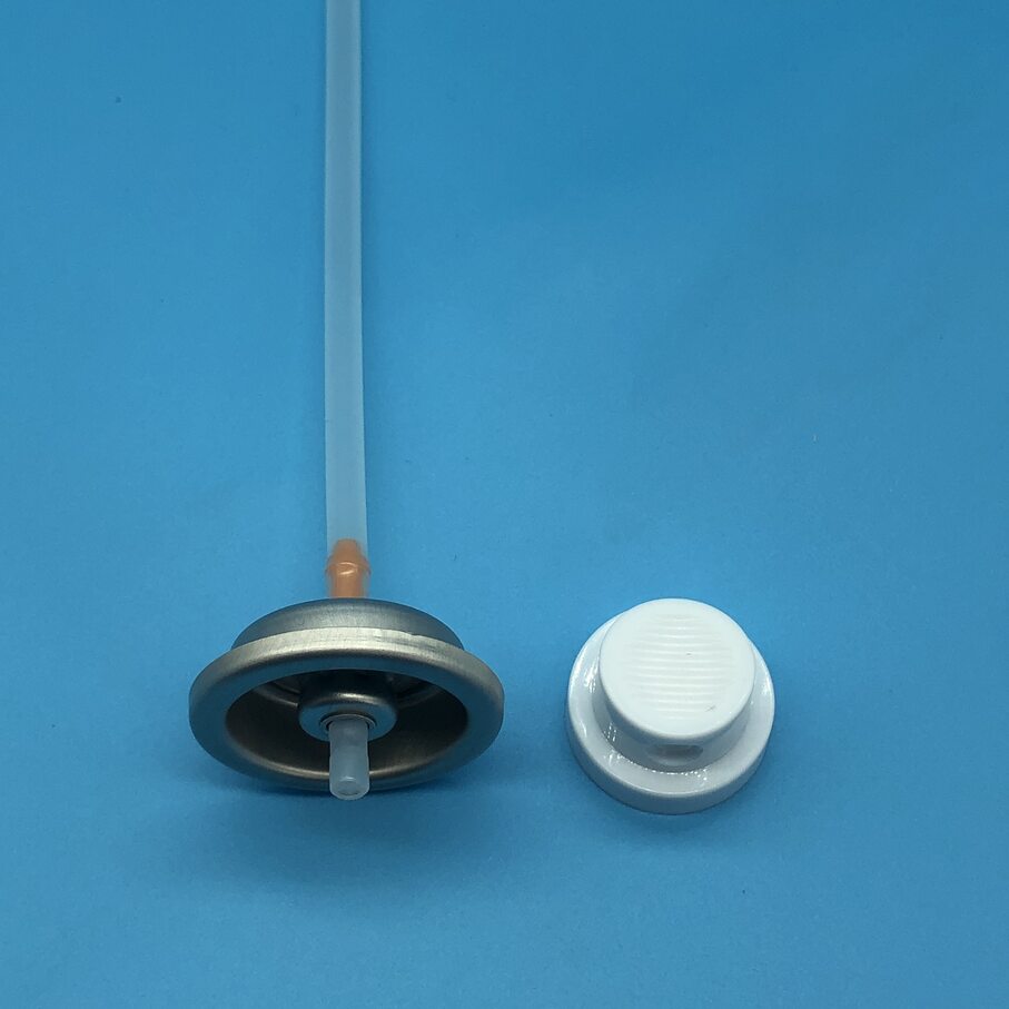 Moisturizing sunscreen spray valve (74)