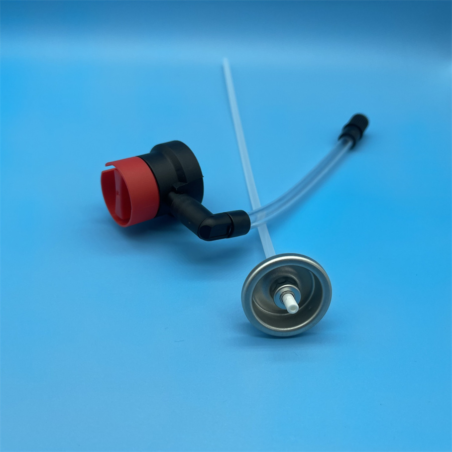 Tire inflator valve actuator (46)