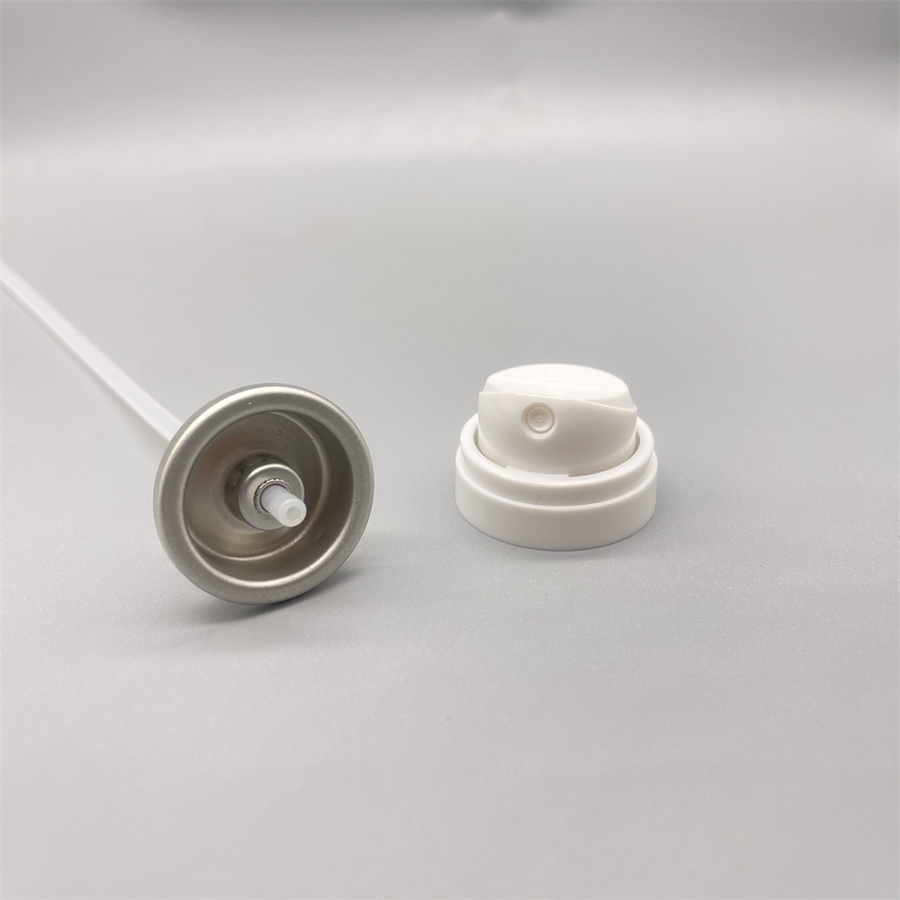 body spray valve with actuator (44)