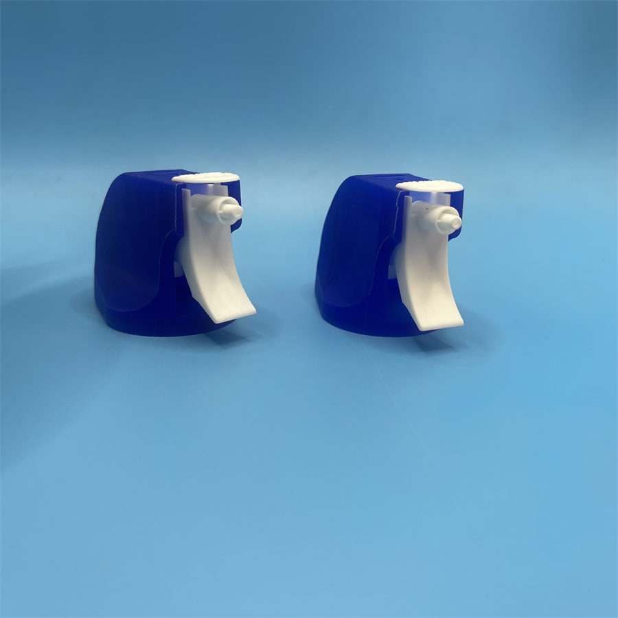 trigger spray valve (107)