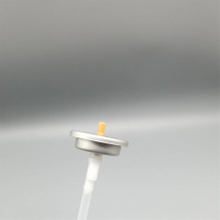Versatile 360-Degree Dispensing Spray Valve for Automotive Care 