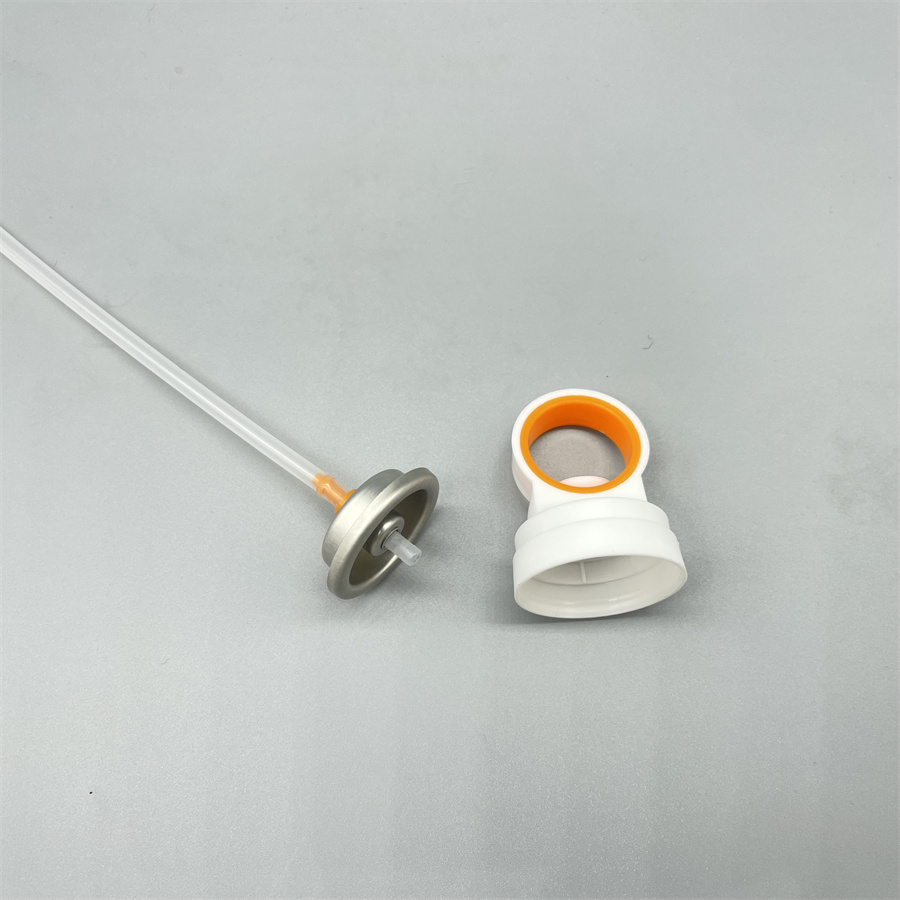 Moisturizing sunscreen spray valve (127)