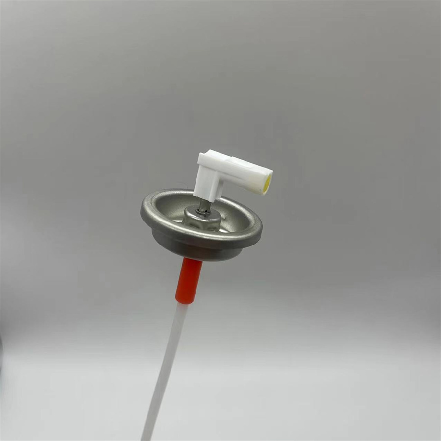 metering valve (113)
