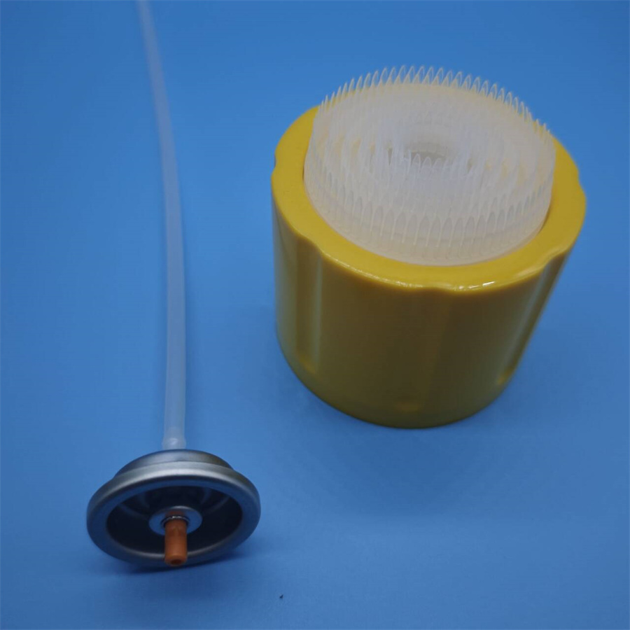Foam cleaner valve54