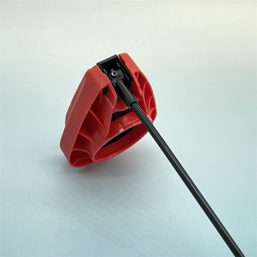 Versatile Foldable Trigger Cap for Carburetor Cleaner Spray Ideal for Mechanics with Ergonomic Features